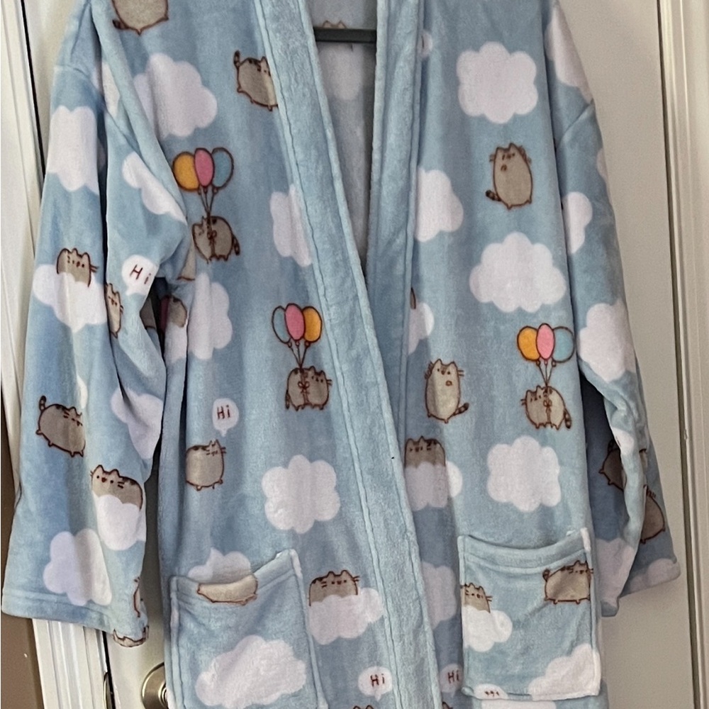 Pusheen Kids Robe - Blue with Clouds and Balloons
